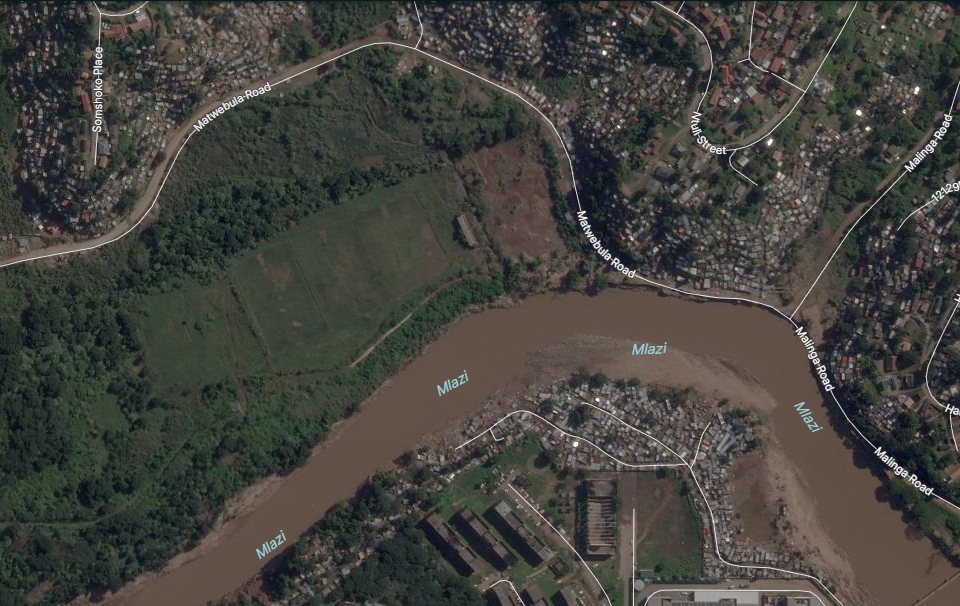 Satellite image of the same area on 15 April 2022, after the floods, with the river burst over its banks